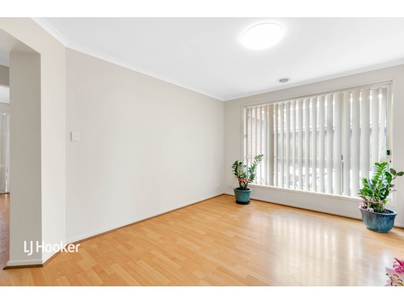 101 President Avenue, Andrews Farm SA 5114