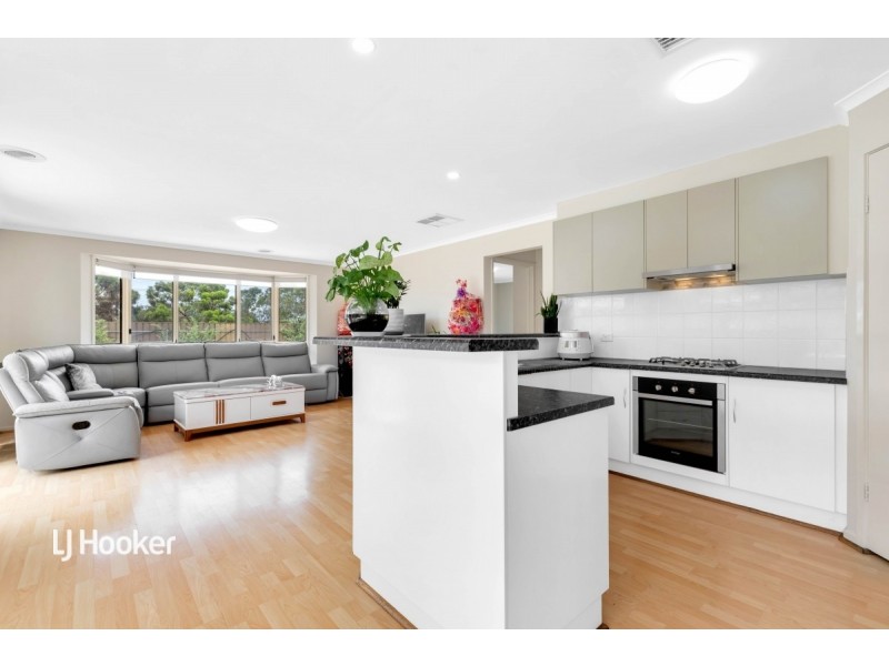 101 President Avenue, Andrews Farm SA 5114