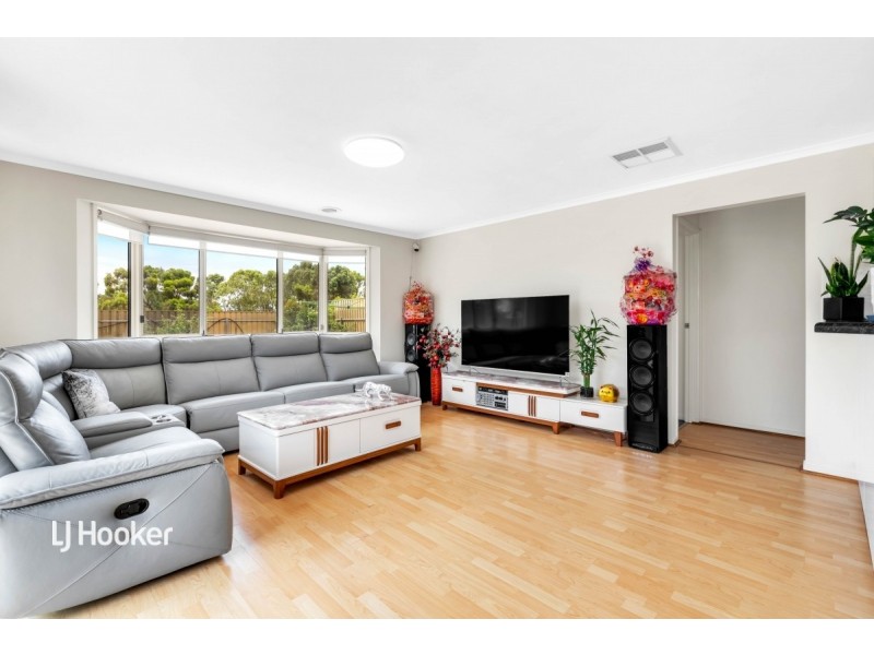 101 President Avenue, Andrews Farm SA 5114