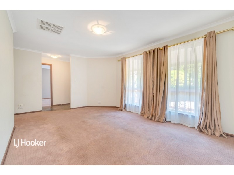 1 Summer Hill Court, Wynn Vale SA 5127