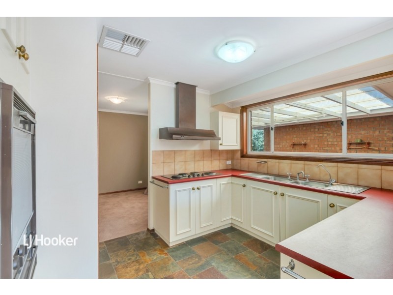 1 Summer Hill Court, Wynn Vale SA 5127