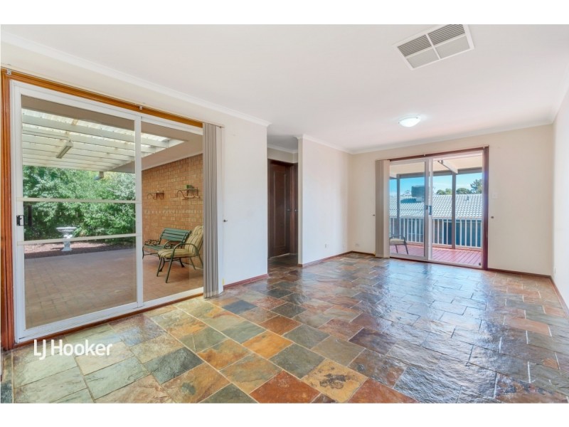 1 Summer Hill Court, Wynn Vale SA 5127