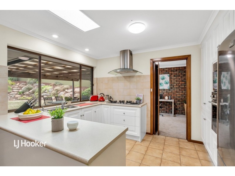 4 Finch Court, Modbury Heights SA 5092