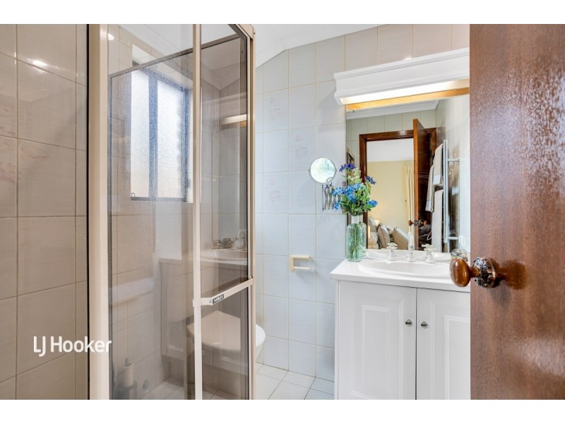 4 Finch Court, Modbury Heights SA 5092