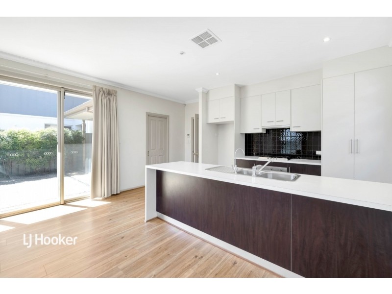 3 Brimpton Avenue, Mawson Lakes SA 5095