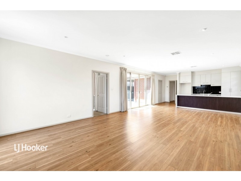 3 Brimpton Avenue, Mawson Lakes SA 5095