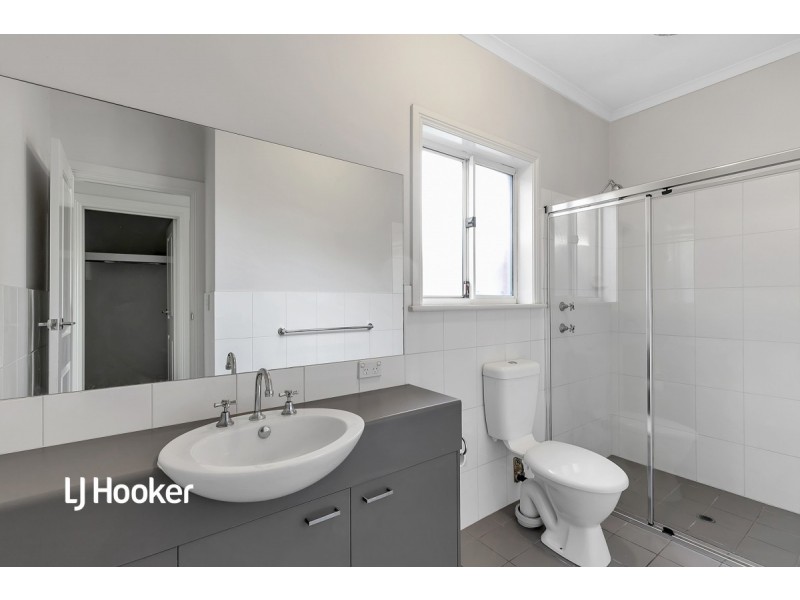 28 Yarle Street, Mawson Lakes SA 5095