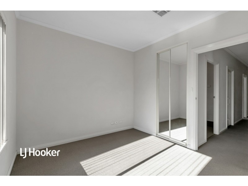 28 Yarle Street, Mawson Lakes SA 5095