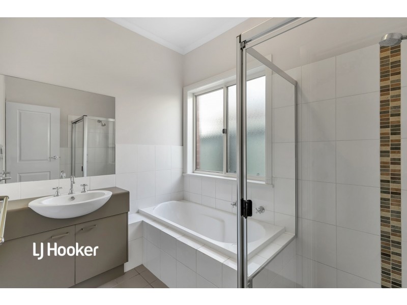 28 Yarle Street, Mawson Lakes SA 5095