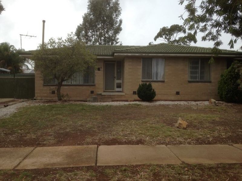 8 Fortress Street, Elizabeth Downs SA 5113