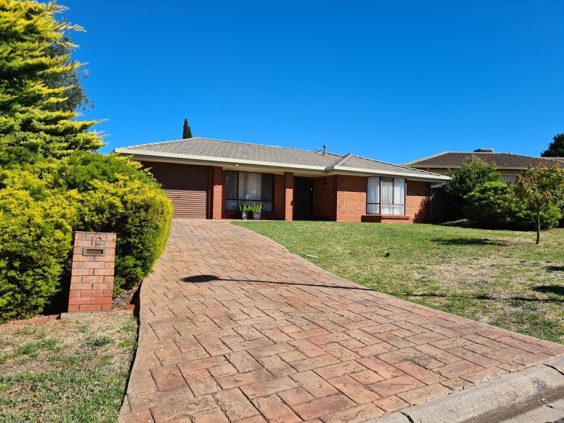 12 Greenfinch Court, Wynn Vale SA 5127