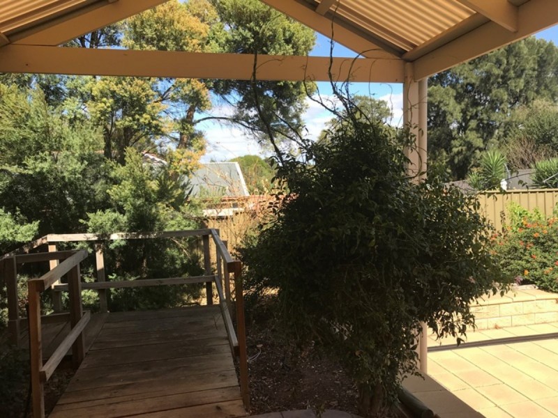 12 Greenfinch Court, Wynn Vale SA 5127