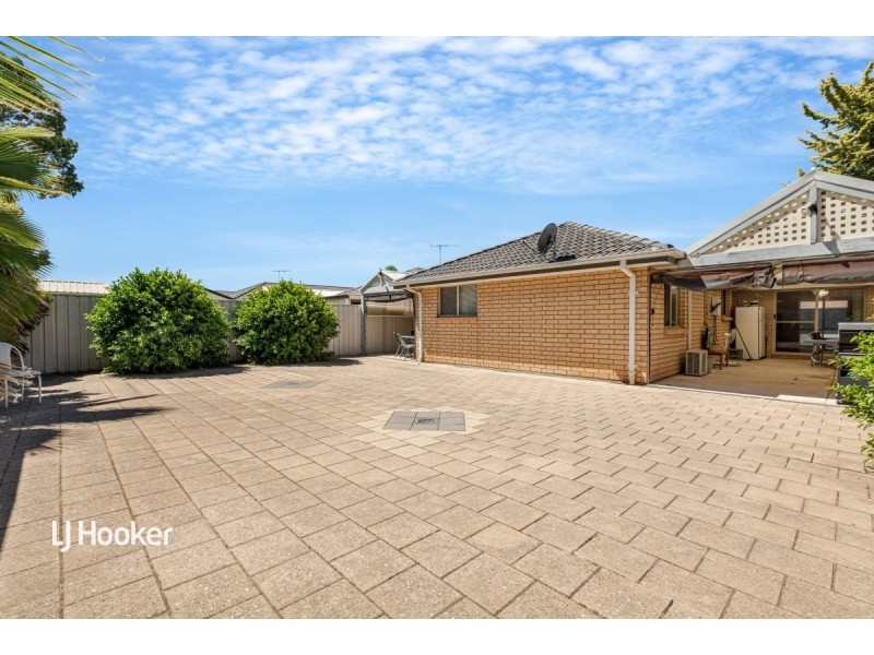 4 Rosette Avenue, Para Hills West SA 5096