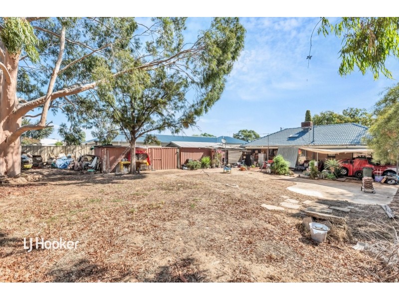 8 Bertana Road, Para Hills West SA 5096