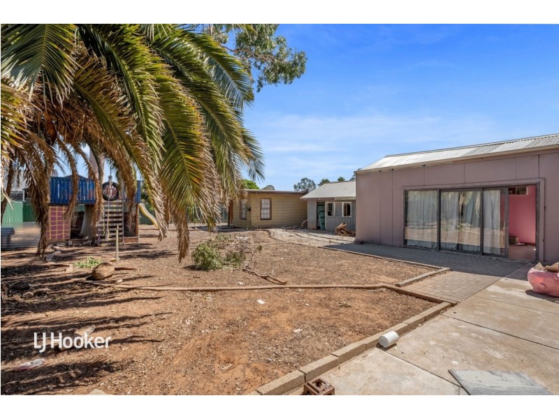 35 Peacock Road, Elizabeth Downs SA 5113