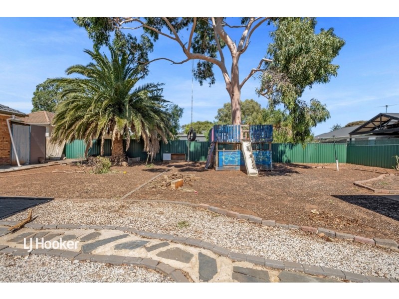 35 Peacock Road, Elizabeth Downs SA 5113