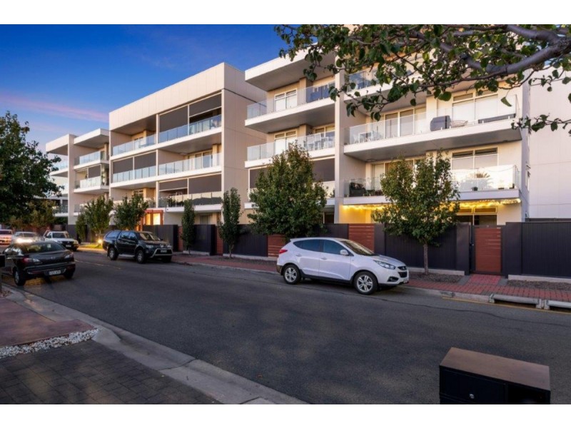 306/23 Warner Avenue, Findon SA 5023