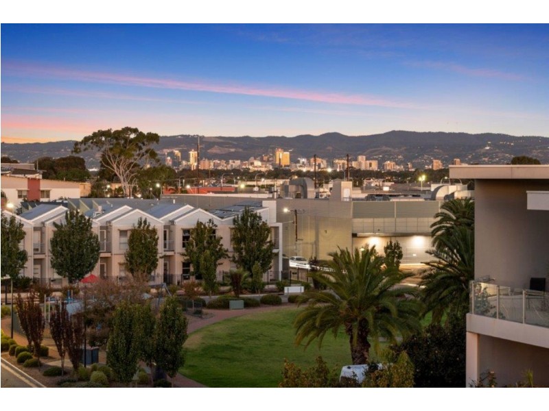 306/23 Warner Avenue, Findon SA 5023