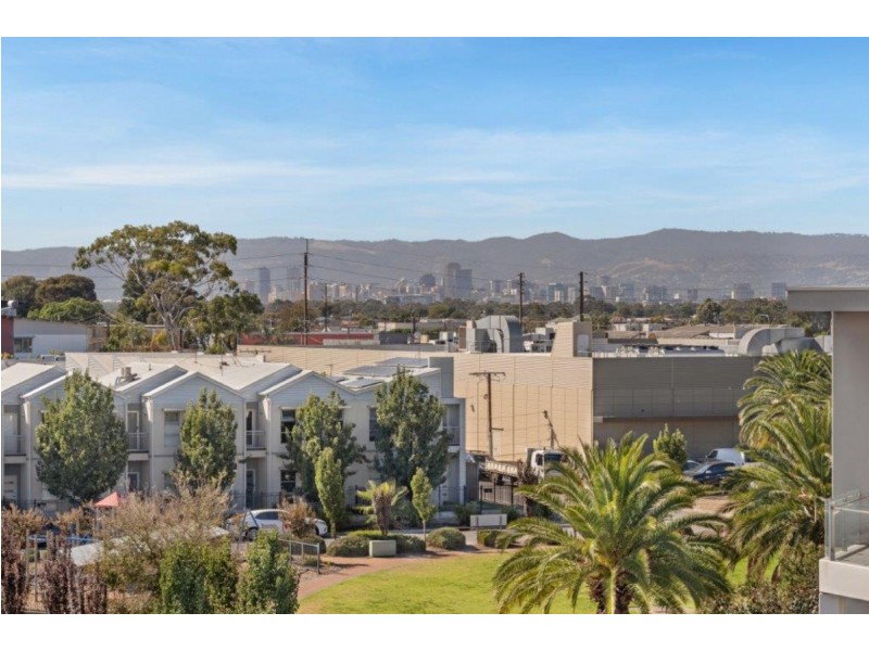 306/23 Warner Avenue, Findon SA 5023