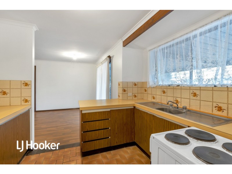 29 Woodfield Drive, Salisbury Downs SA 5108