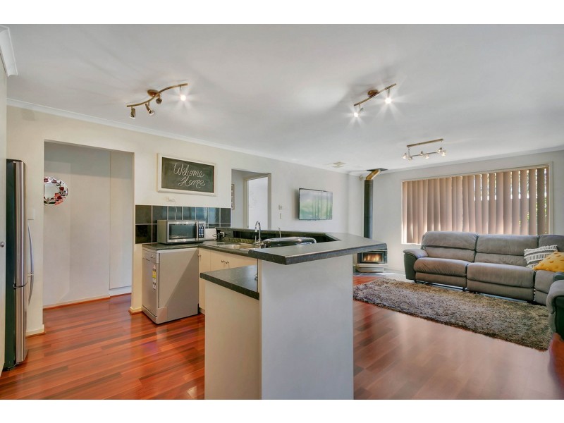 16 Crawford Grove, Andrews Farm SA 5114