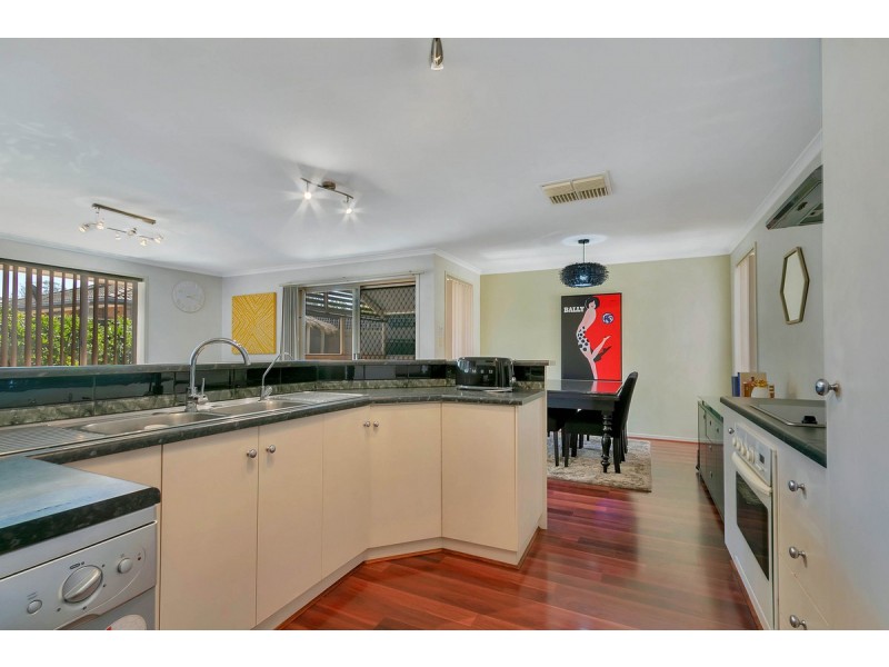 16 Crawford Grove, Andrews Farm SA 5114