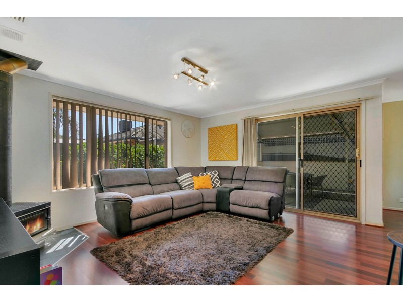 16 Crawford Grove, Andrews Farm SA 5114