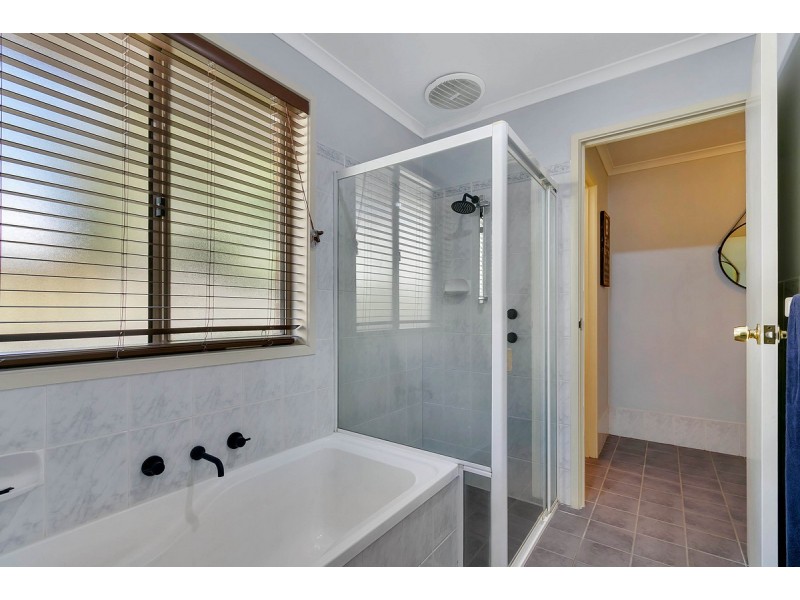 16 Crawford Grove, Andrews Farm SA 5114