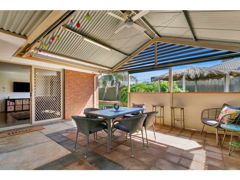 16 Crawford Grove, Andrews Farm SA 5114