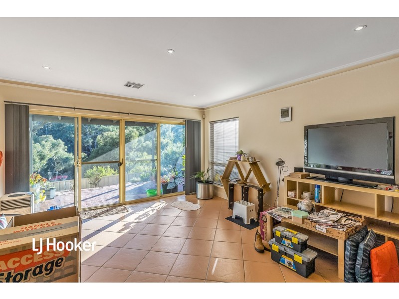 10 Pendeen Street, Golden Grove SA 5125