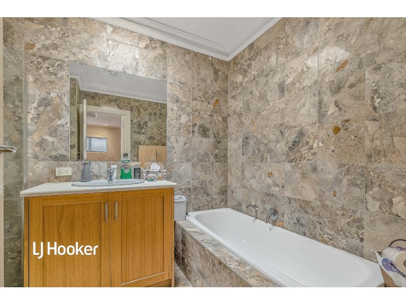 10 Pendeen Street, Golden Grove SA 5125