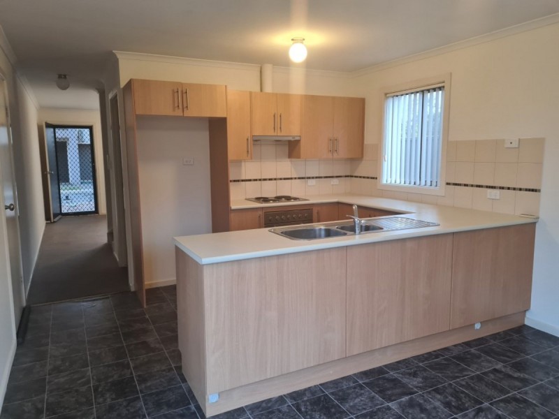 4 Hamra Drive, Smithfield SA 5114