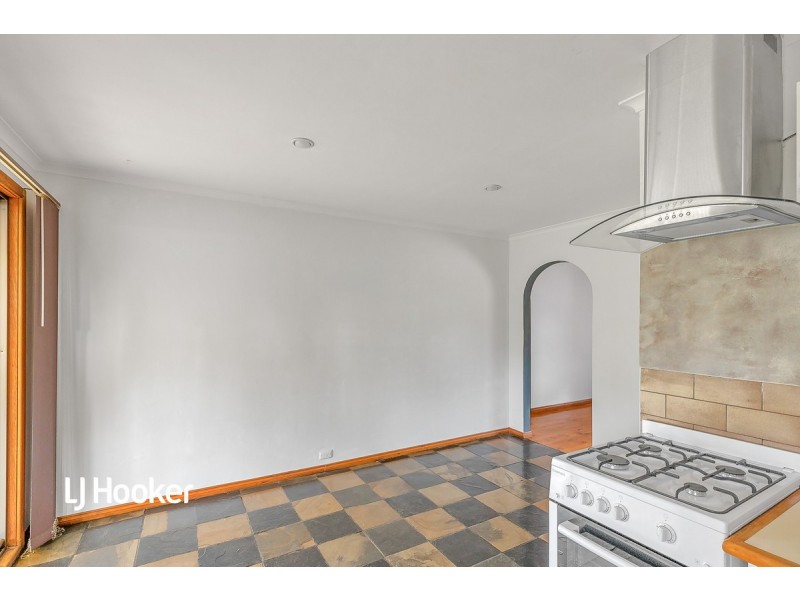 11 Rogers Crescent, Paralowie SA 5108