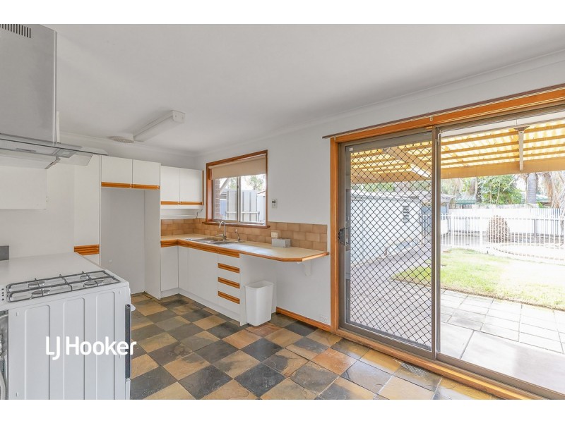 11 Rogers Crescent, Paralowie SA 5108