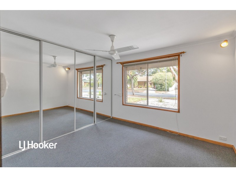 11 Rogers Crescent, Paralowie SA 5108