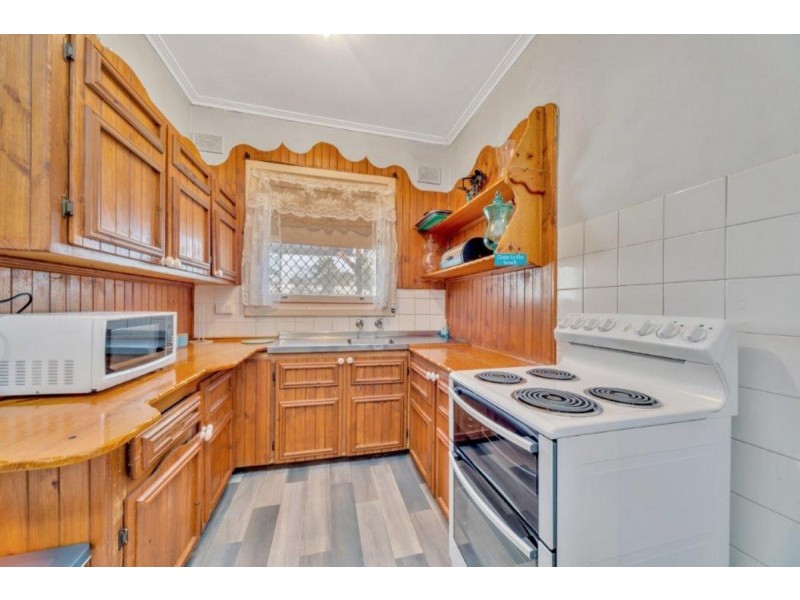 46 Knowles Road, Elizabeth Vale SA 5112