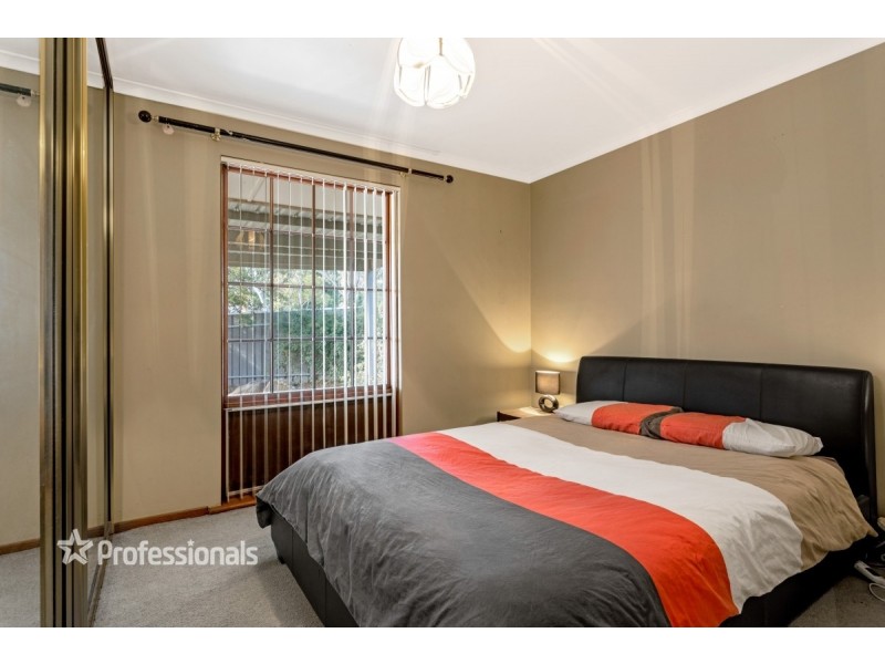 2 Tobruk Drive, Salisbury Heights SA 5109