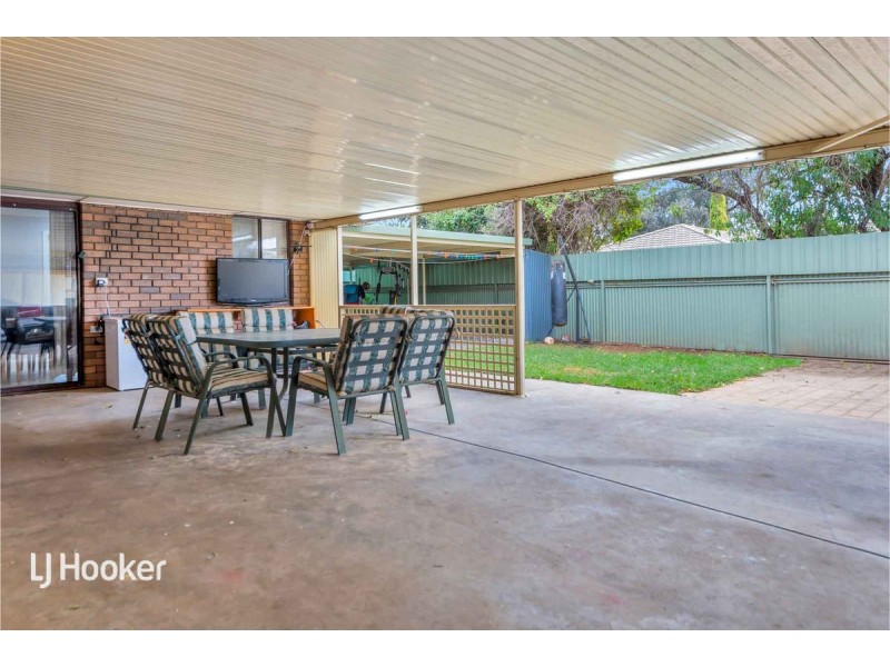 15 Matthew Court, Paralowie SA 5108