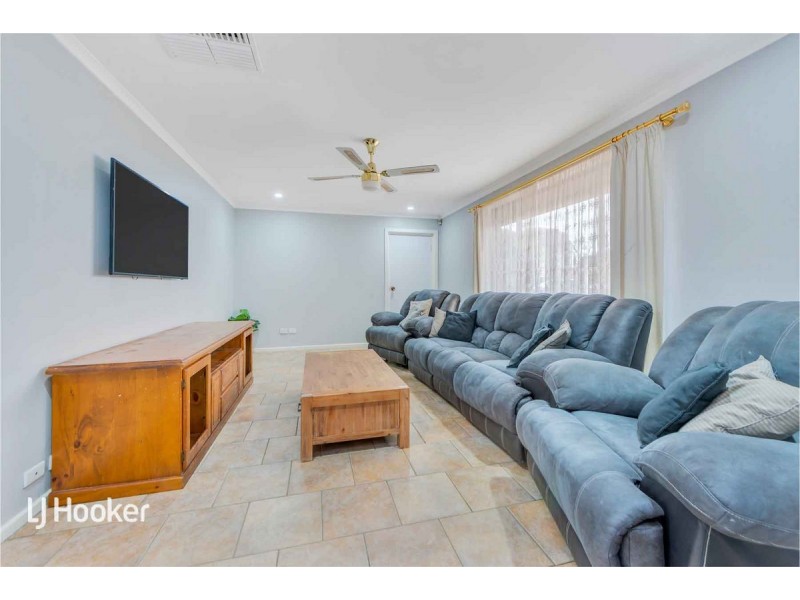 15 Matthew Court, Paralowie SA 5108