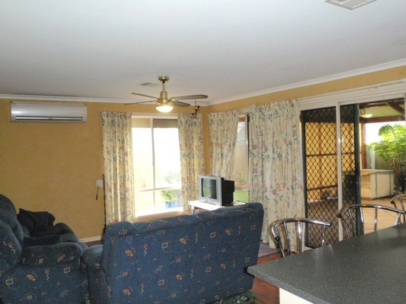 9 Thorne Street, Paralowie SA 5108