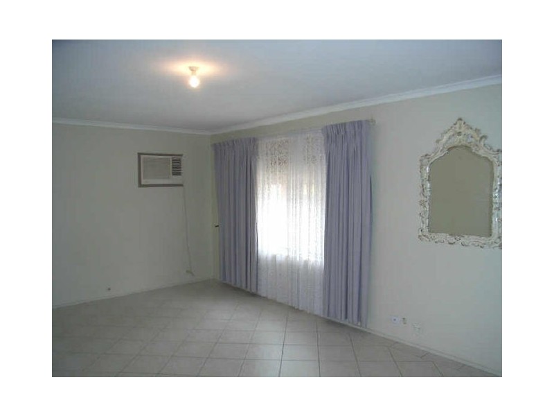 8 Hasse Court, Parafield Gardens SA 5107