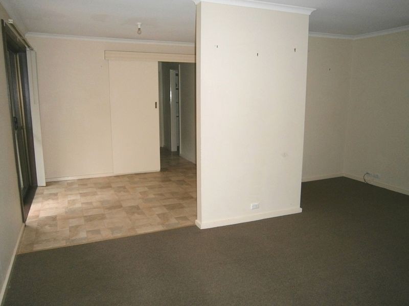1 Cox Place, Salisbury SA 5108