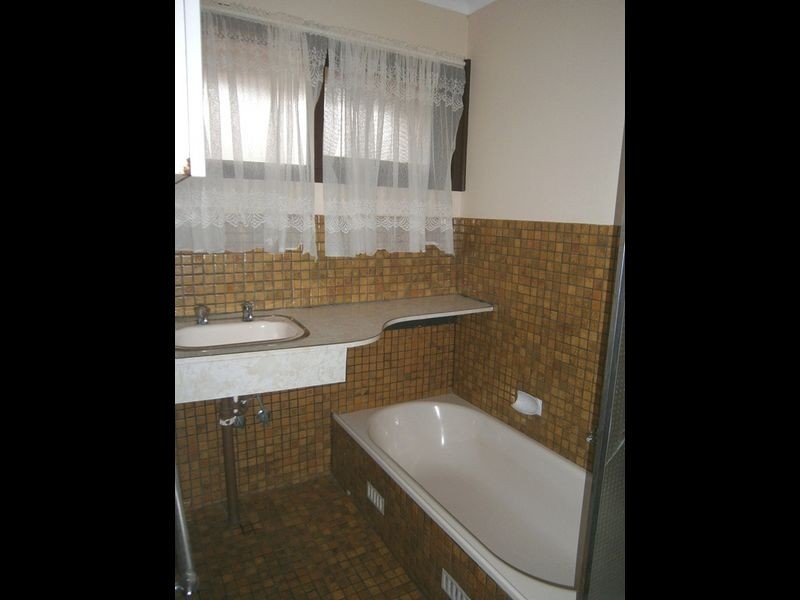 1 Cox Place, Salisbury SA 5108