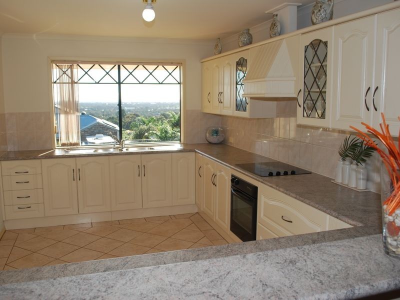 21 Modra Circuit, Hillbank SA 5112