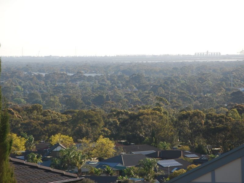 21 Modra Circuit, Hillbank SA 5112