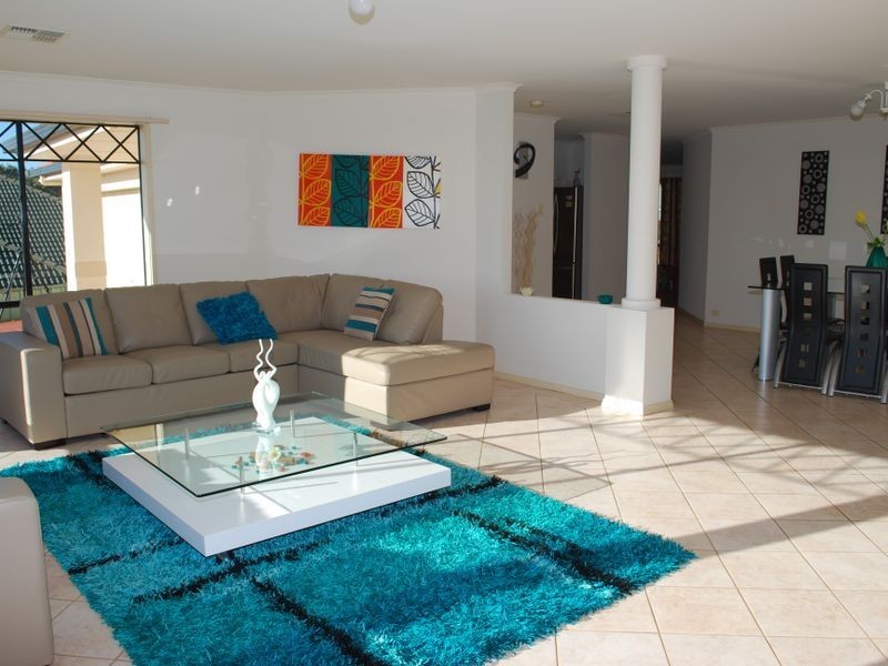 21 Modra Circuit, Hillbank SA 5112