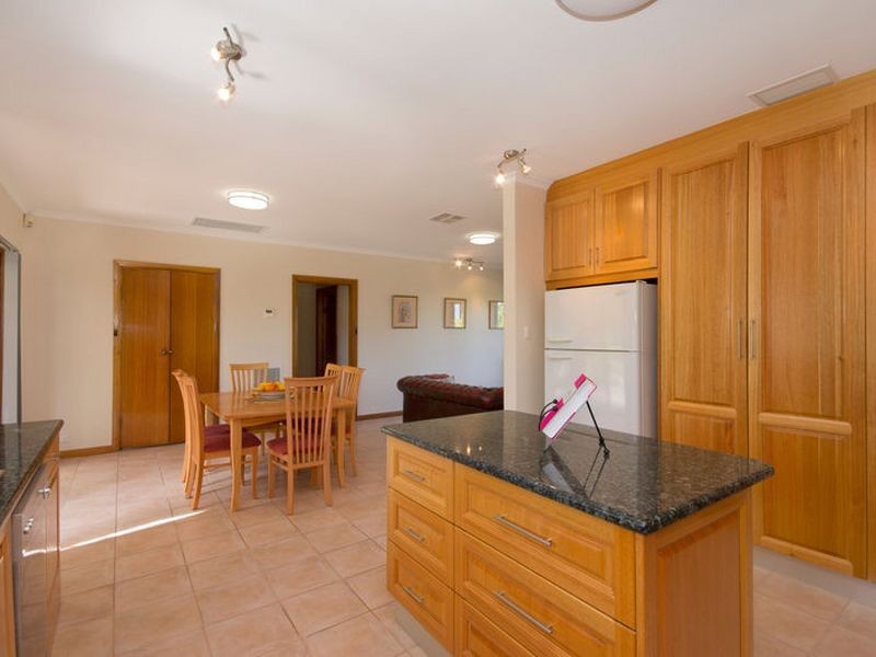 20 Bishop Street, Skye SA 5072