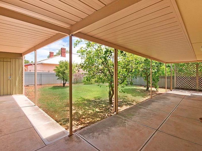 13 Loch Street, Stepney SA 5069