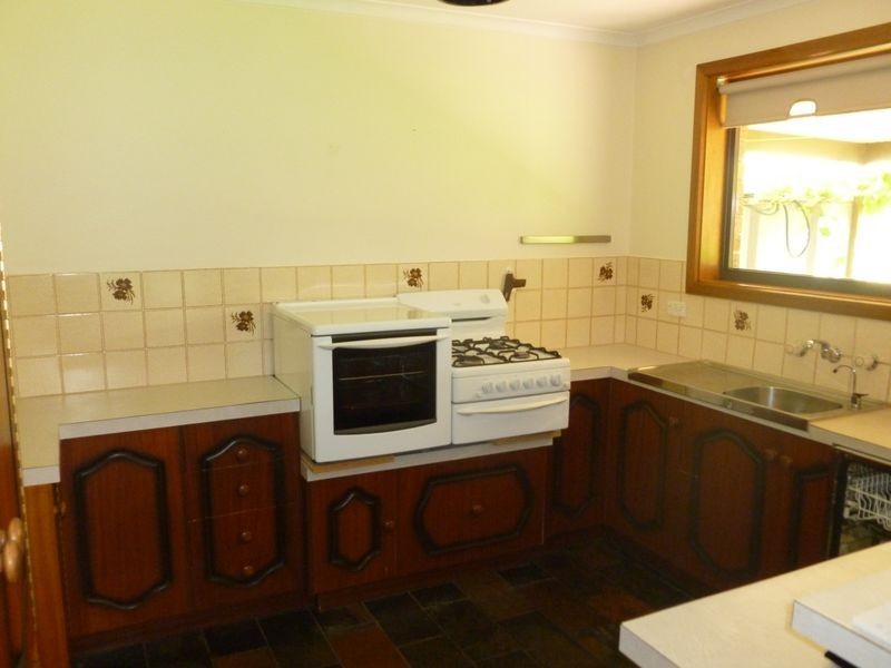 4 Tucker Street, Hope Valley SA 5090