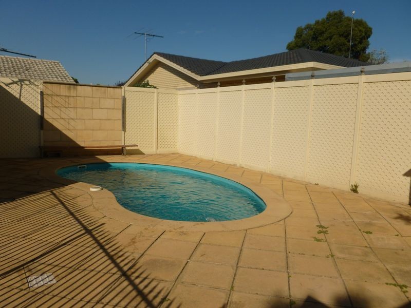 12 Carolyn Grove, Athelstone SA 5076